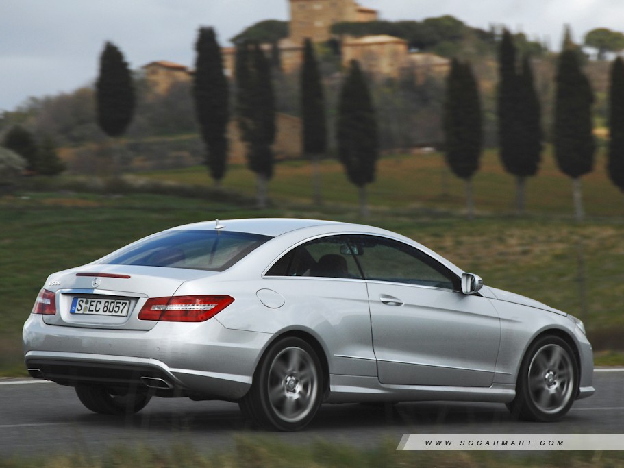 https://i.i-sgcm.com/new_cars/cars/10750/10750_g42