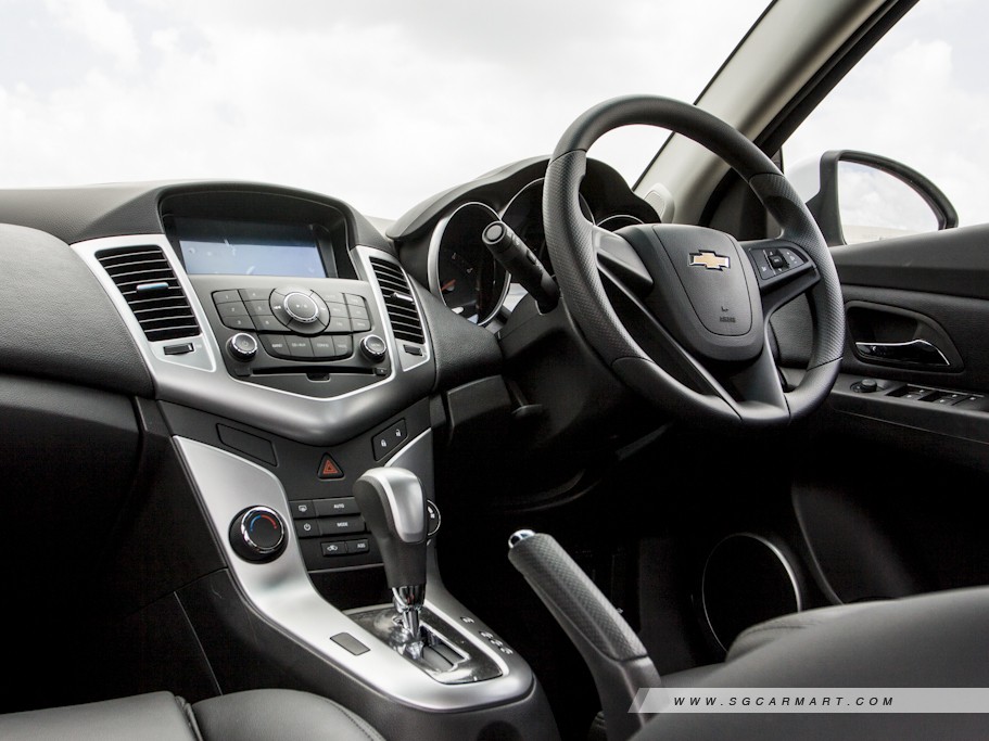 https://i.i-sgcm.com/new_cars/cars/10753/10753_g37