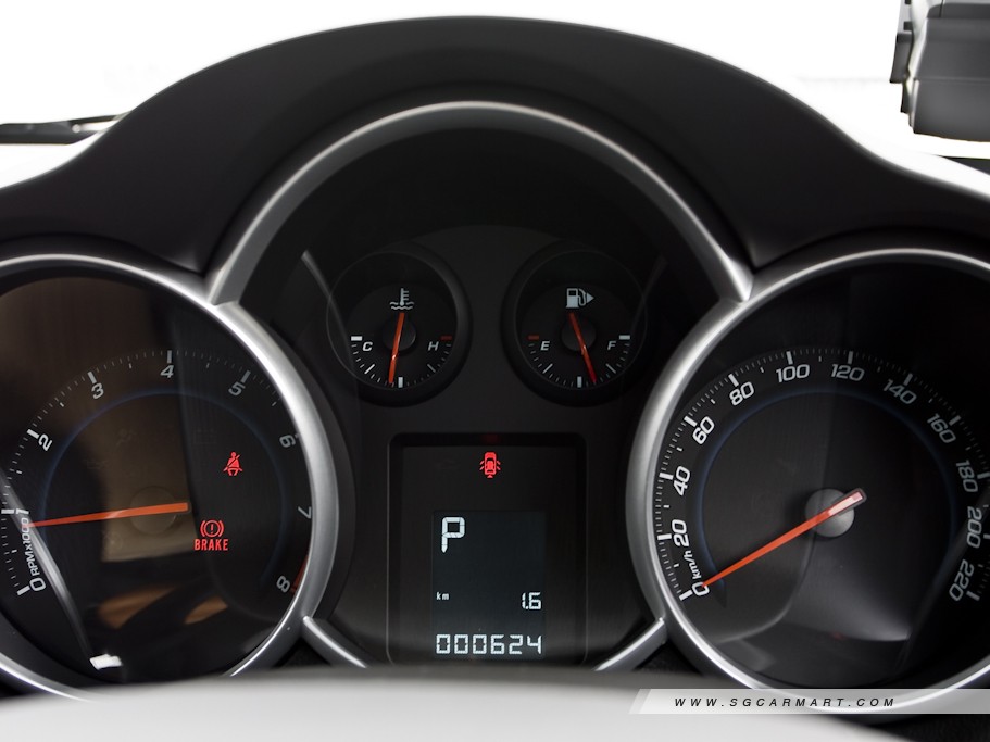 https://i.i-sgcm.com/new_cars/cars/10753/10753_g44