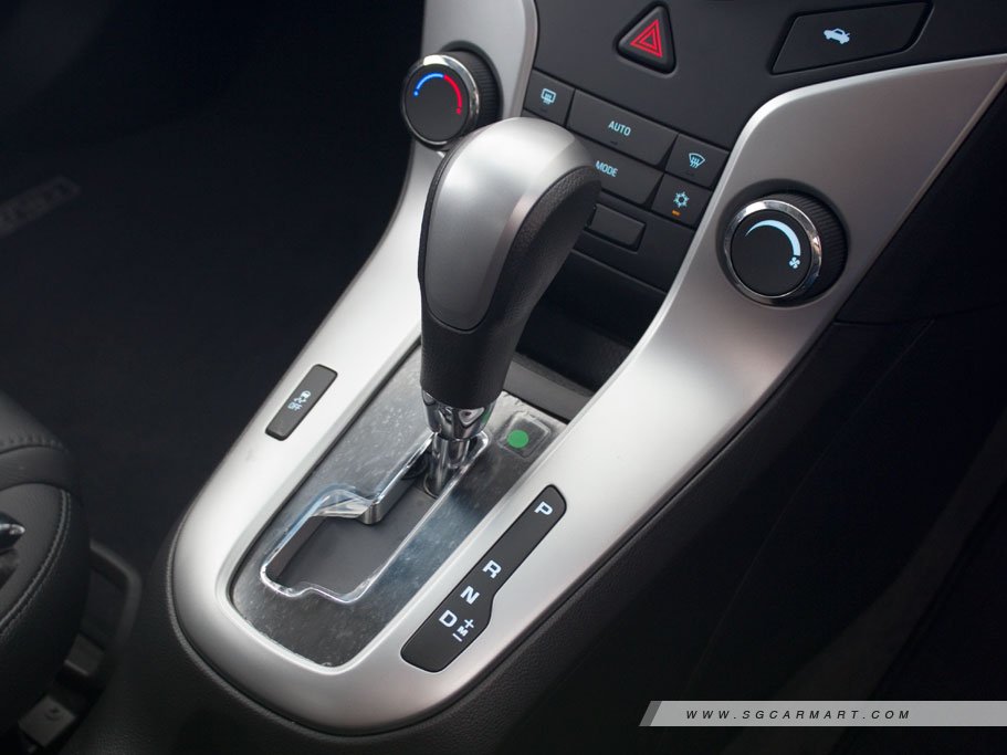 https://i.i-sgcm.com/new_cars/cars/10753/10753_g90