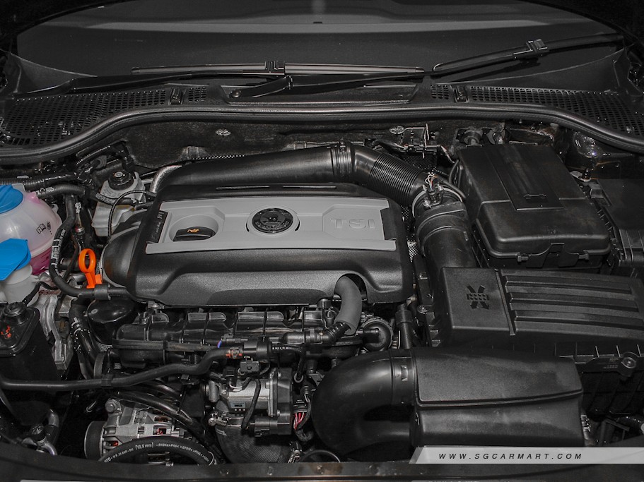 https://i.i-sgcm.com/new_cars/cars/10756/10756_g29