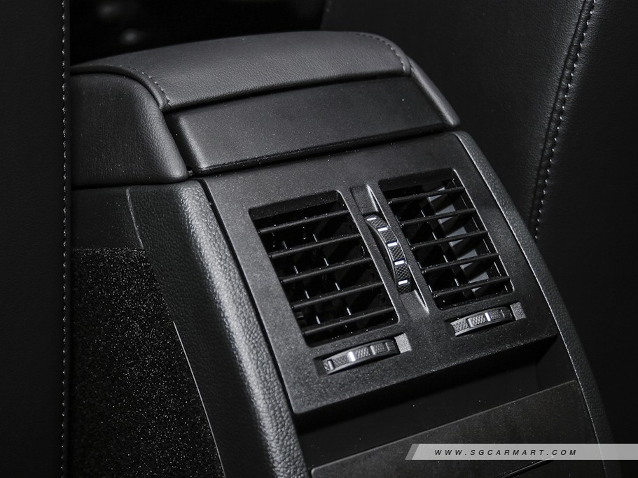 https://i.i-sgcm.com/new_cars/cars/10756/10756_g51