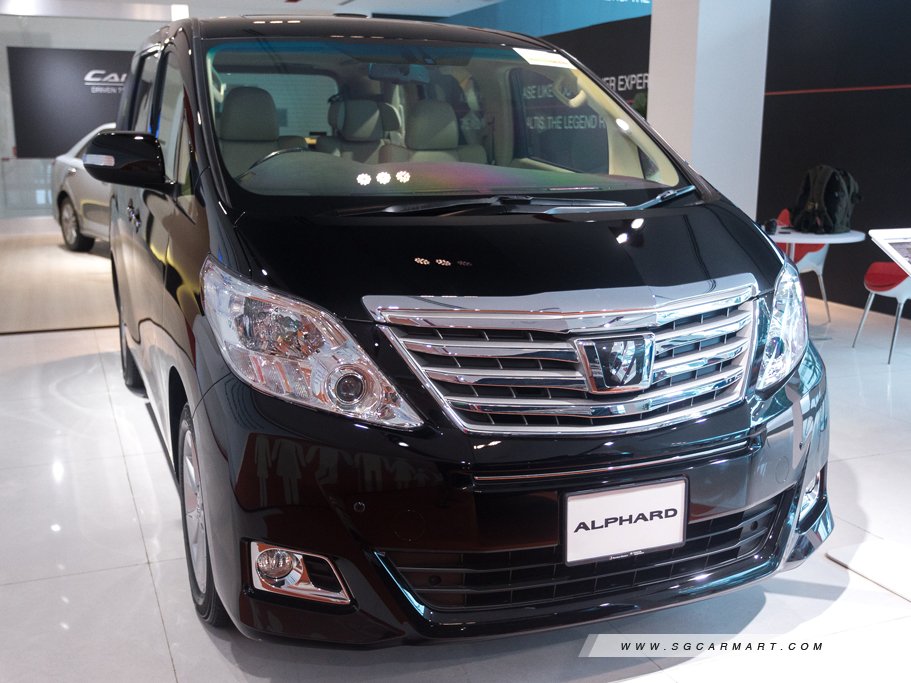 https://i.i-sgcm.com/new_cars/cars/10757/10757_g23