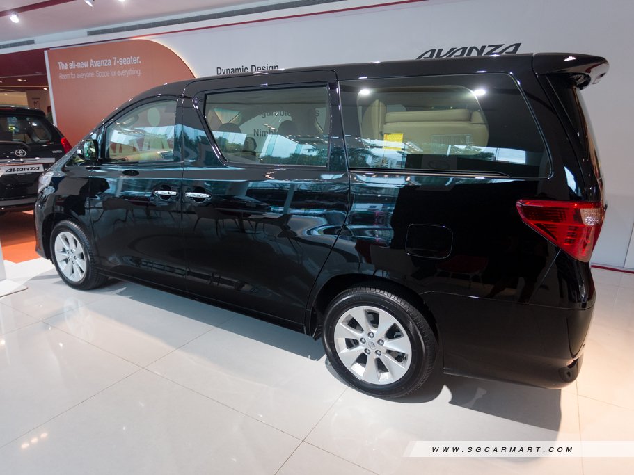 https://i.i-sgcm.com/new_cars/cars/10757/10757_g24