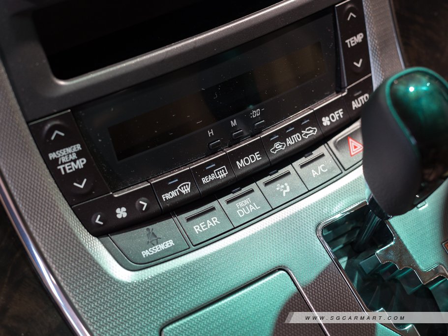 https://i.i-sgcm.com/new_cars/cars/10757/10757_g41