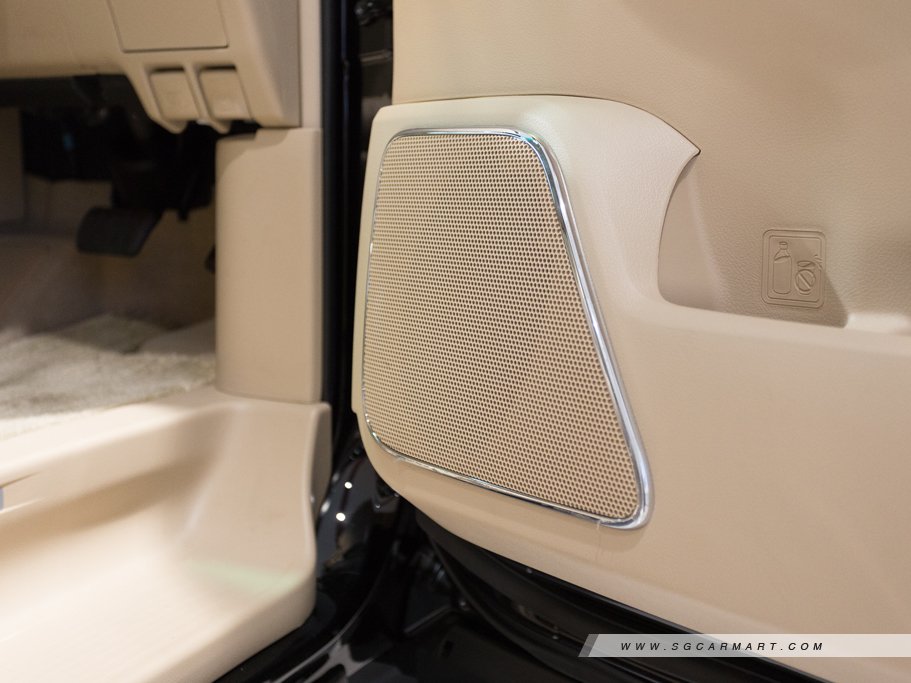 https://i.i-sgcm.com/new_cars/cars/10757/10757_g50