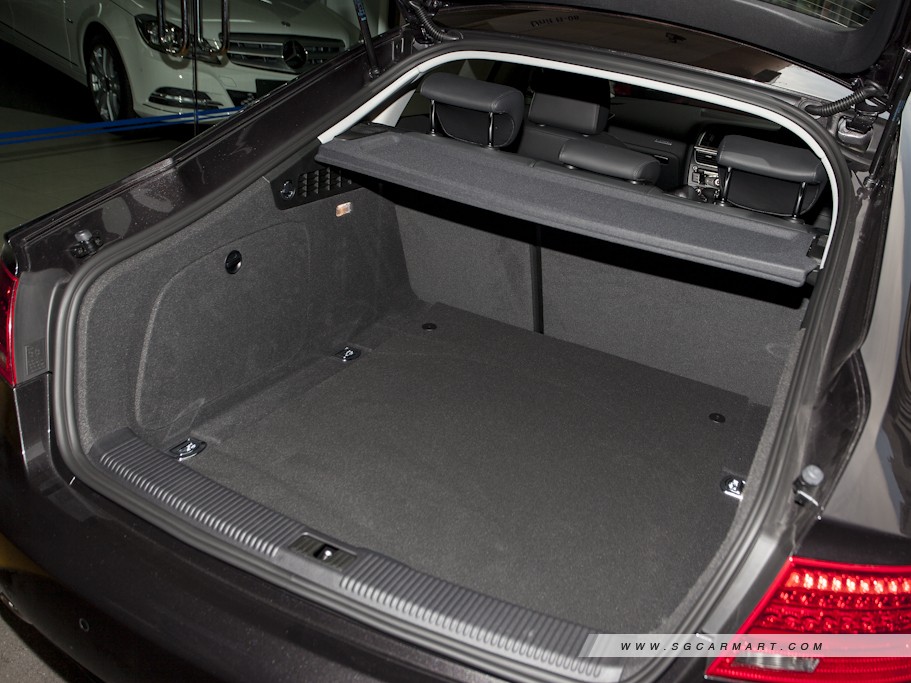 https://i.i-sgcm.com/new_cars/cars/10763/10763_g122