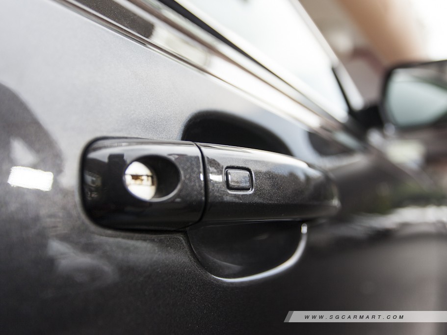 https://i.i-sgcm.com/new_cars/cars/10763/10763_g99