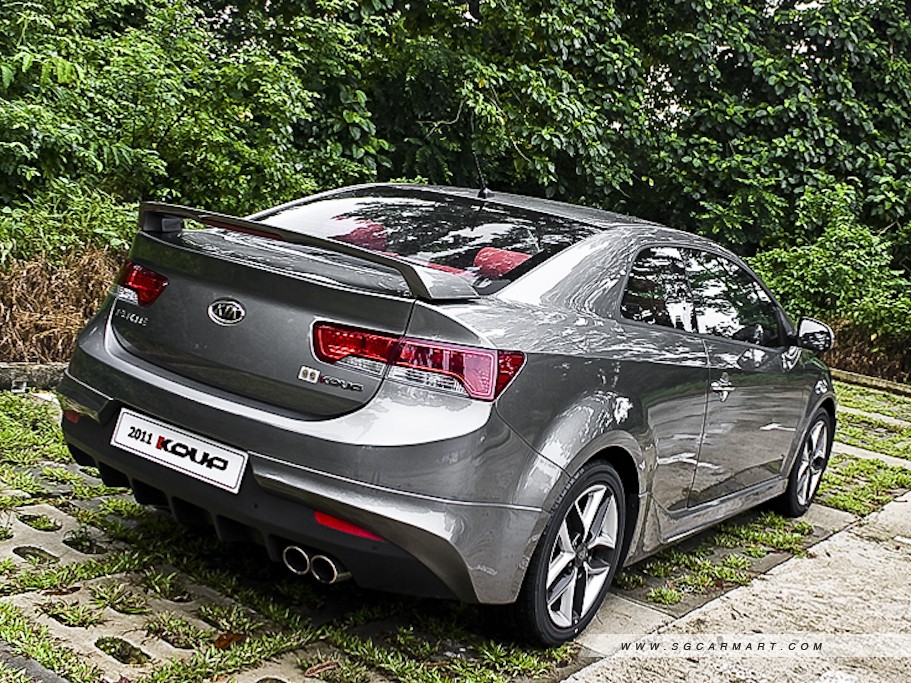 Kia Cerato Forte Koup 1.6 SX 6-Speed 25