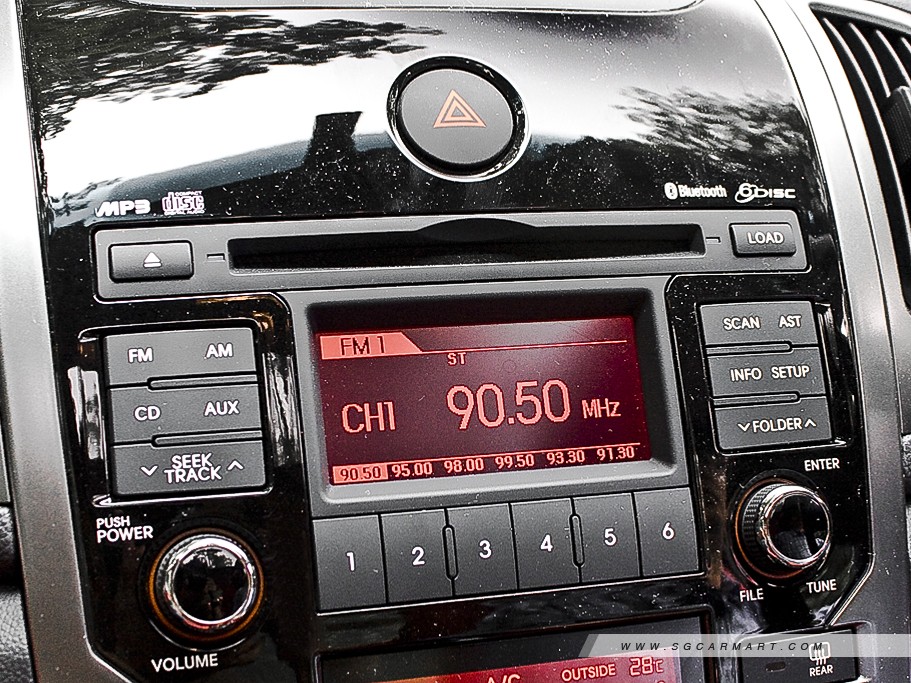 Kia Cerato Forte Koup 1.6 SX 6-Speed 36