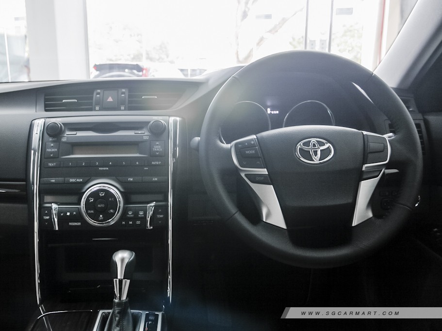 https://i.i-sgcm.com/new_cars/cars/10766/10766_g13