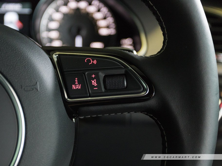 https://i.i-sgcm.com/new_cars/cars/10774/10774_g20