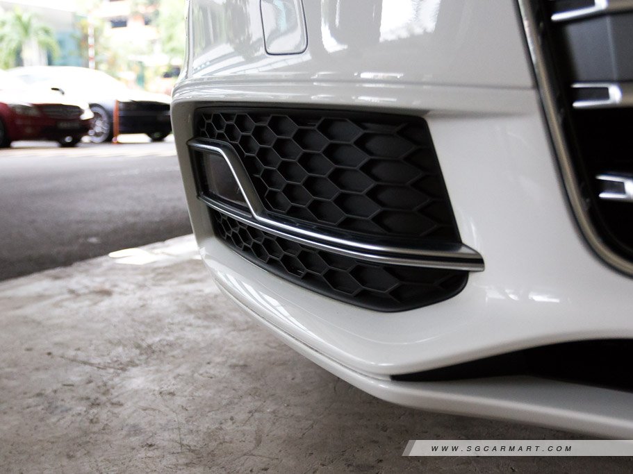 https://i.i-sgcm.com/new_cars/cars/10774/10774_g7