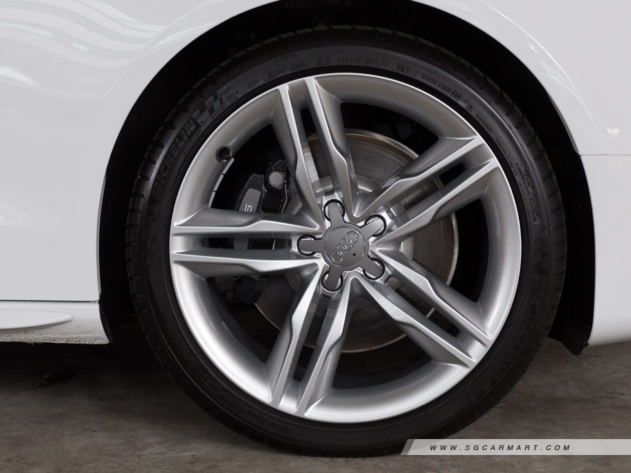 https://i.i-sgcm.com/new_cars/cars/10774/10774_g9