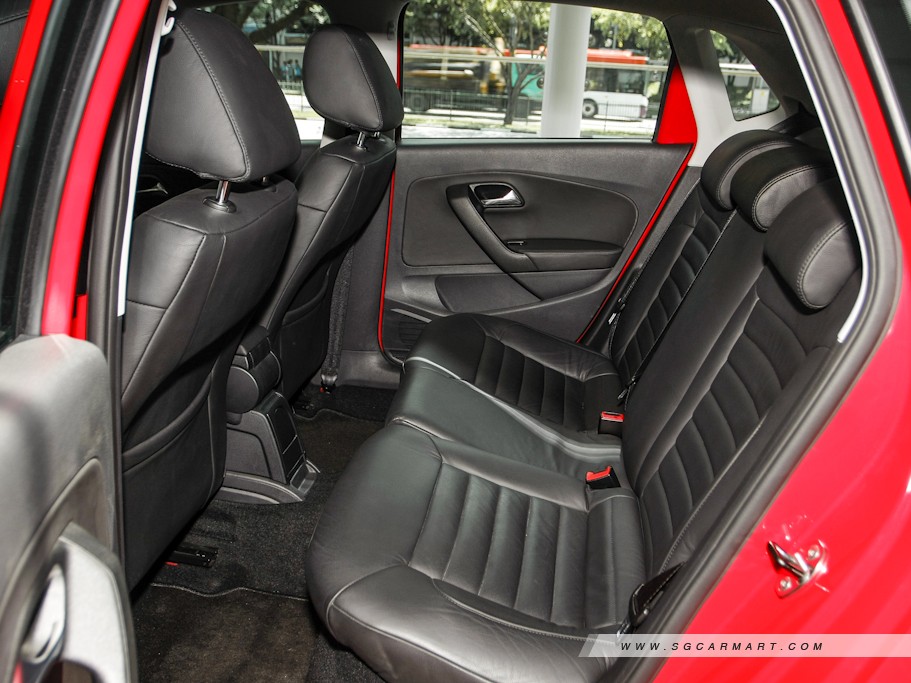 https://i.i-sgcm.com/new_cars/cars/10782/10782_g13