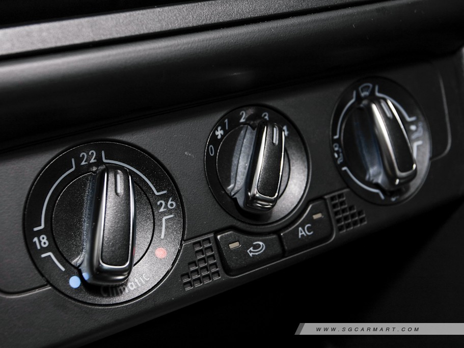 https://i.i-sgcm.com/new_cars/cars/10782/10782_g20