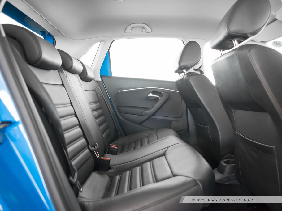 https://i.i-sgcm.com/new_cars/cars/10782/10782_g42