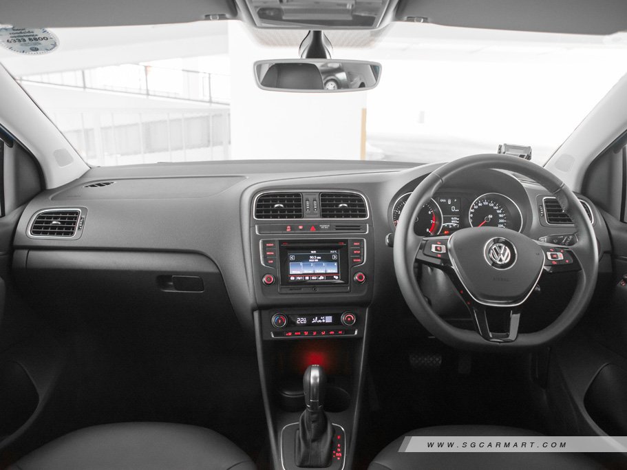 https://i.i-sgcm.com/new_cars/cars/10782/10782_g44
