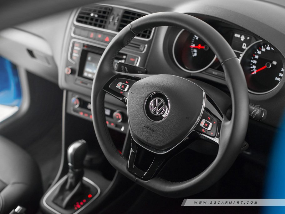 https://i.i-sgcm.com/new_cars/cars/10782/10782_g45