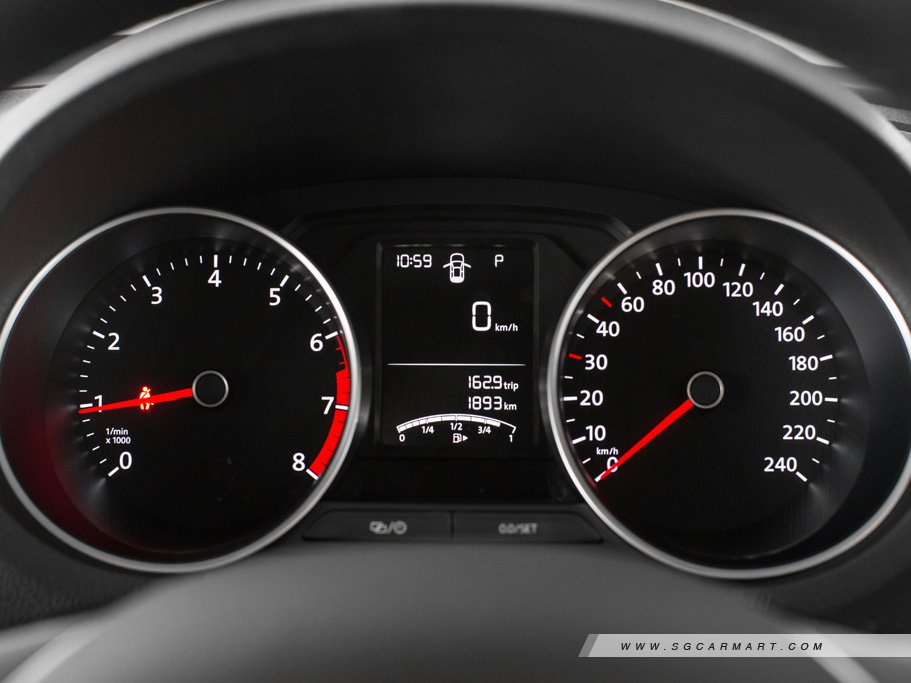https://i.i-sgcm.com/new_cars/cars/10782/10782_g46