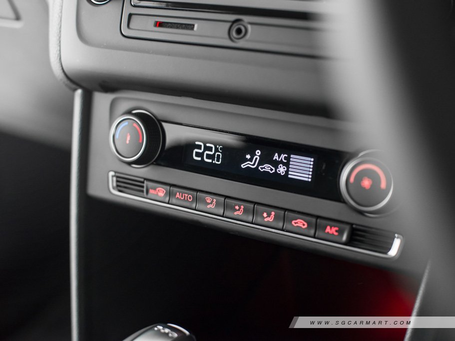 https://i.i-sgcm.com/new_cars/cars/10782/10782_g49