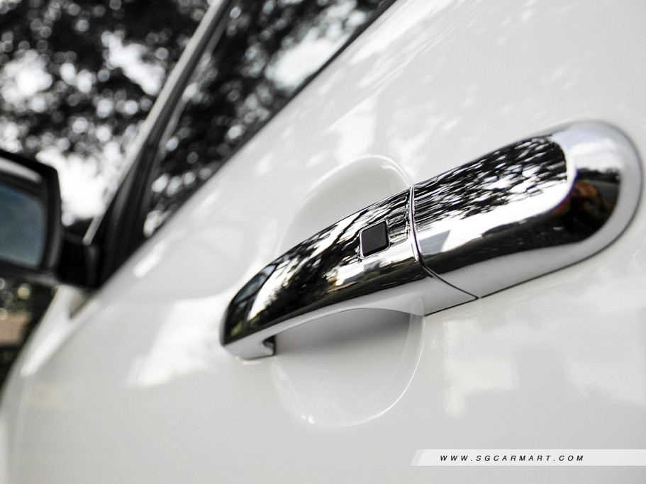https://i.i-sgcm.com/new_cars/cars/10787/10787_g10