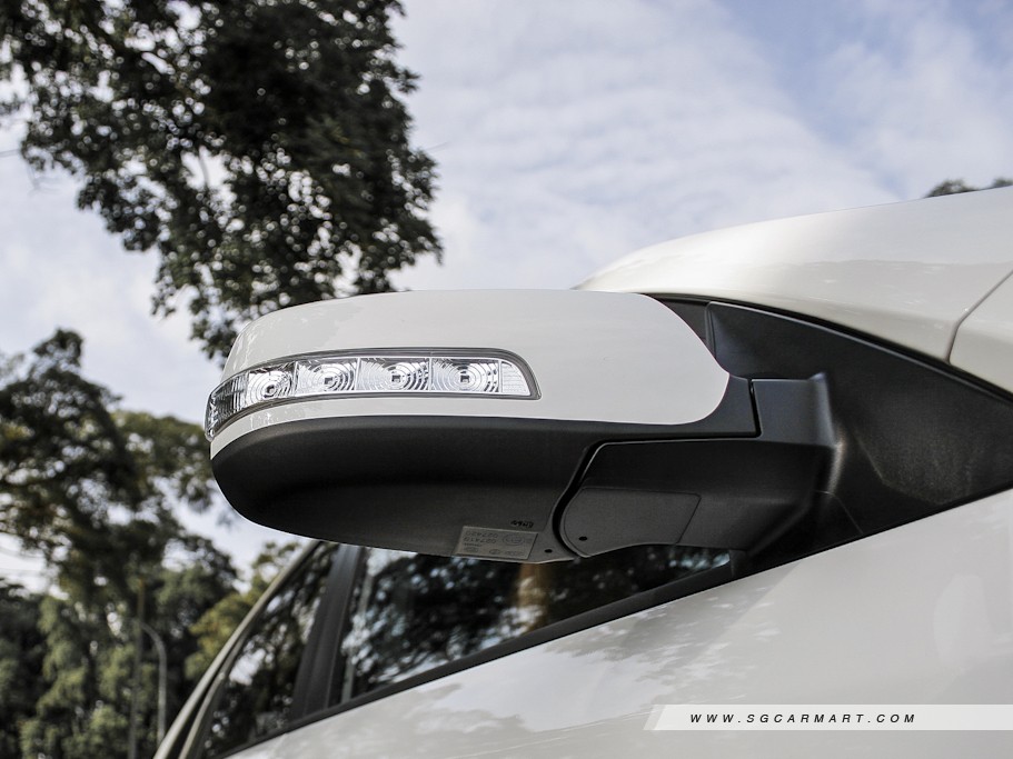 https://i.i-sgcm.com/new_cars/cars/10787/10787_g9