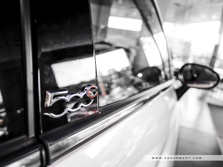 https://i.i-sgcm.com/new_cars/cars/10789/10789_g13