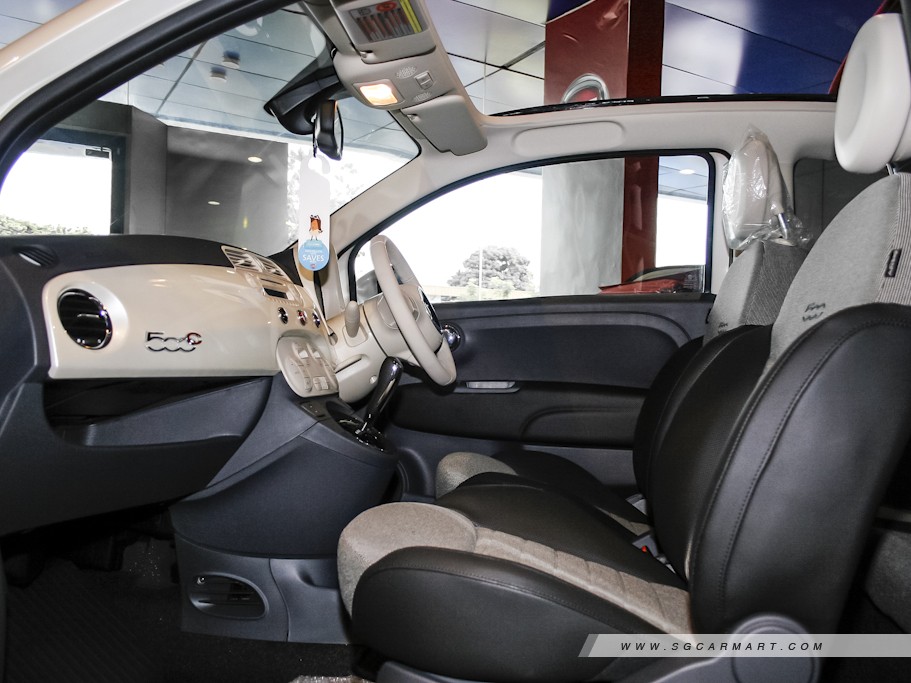 https://i.i-sgcm.com/new_cars/cars/10789/10789_g15
