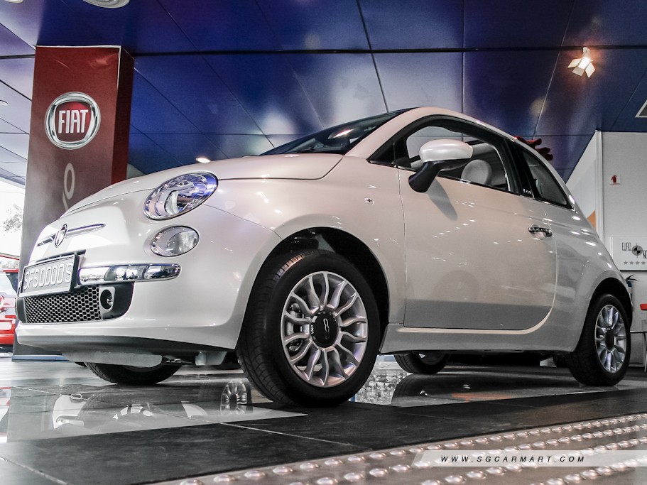 https://i.i-sgcm.com/new_cars/cars/10789/10789_g1