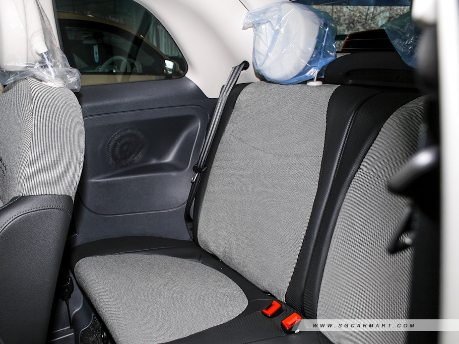 https://i.i-sgcm.com/new_cars/cars/10789/10789_g22