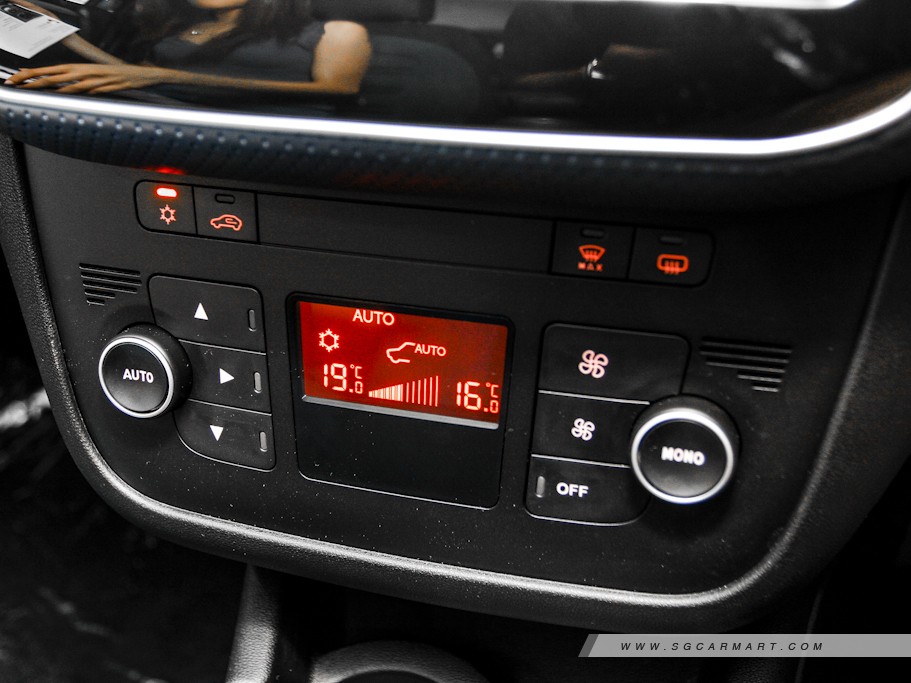 https://i.i-sgcm.com/new_cars/cars/10795/10795_g15