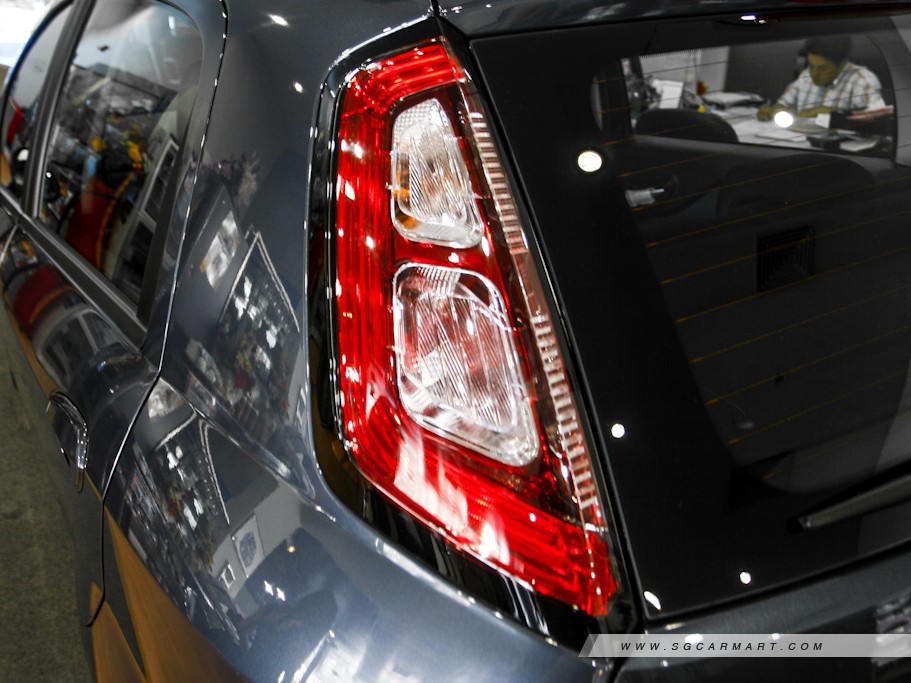 https://i.i-sgcm.com/new_cars/cars/10795/10795_g3