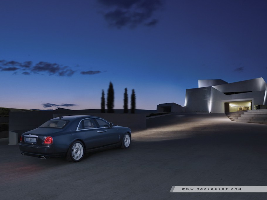 https://i.i-sgcm.com/new_cars/cars/10800/10800_g8
