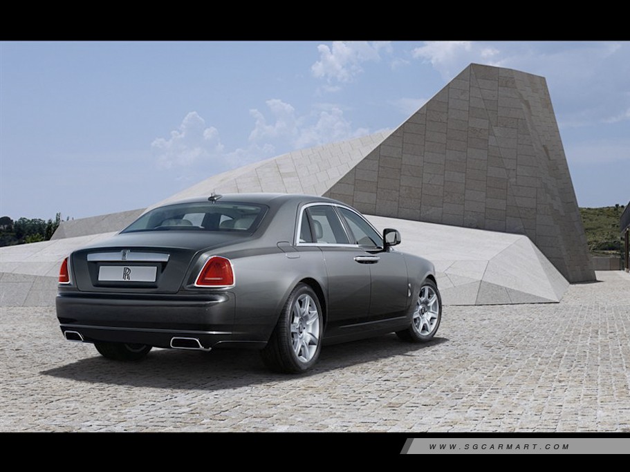 https://i.i-sgcm.com/new_cars/cars/10800/10800_g9