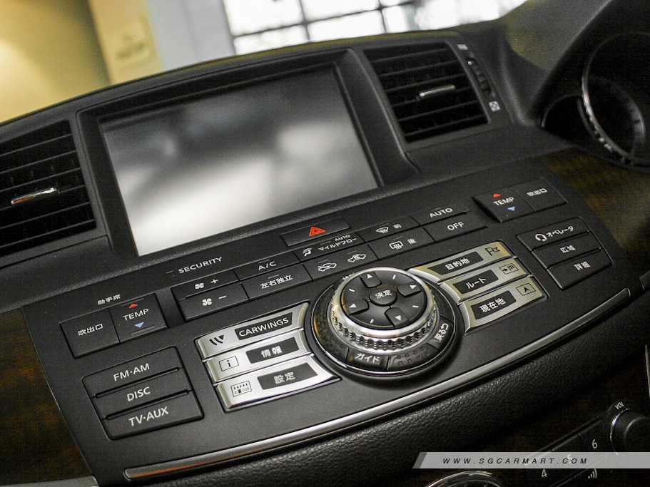 https://i.i-sgcm.com/new_cars/cars/10809/10809_g10