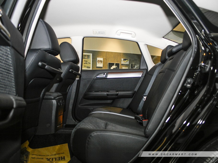 https://i.i-sgcm.com/new_cars/cars/10809/10809_g6