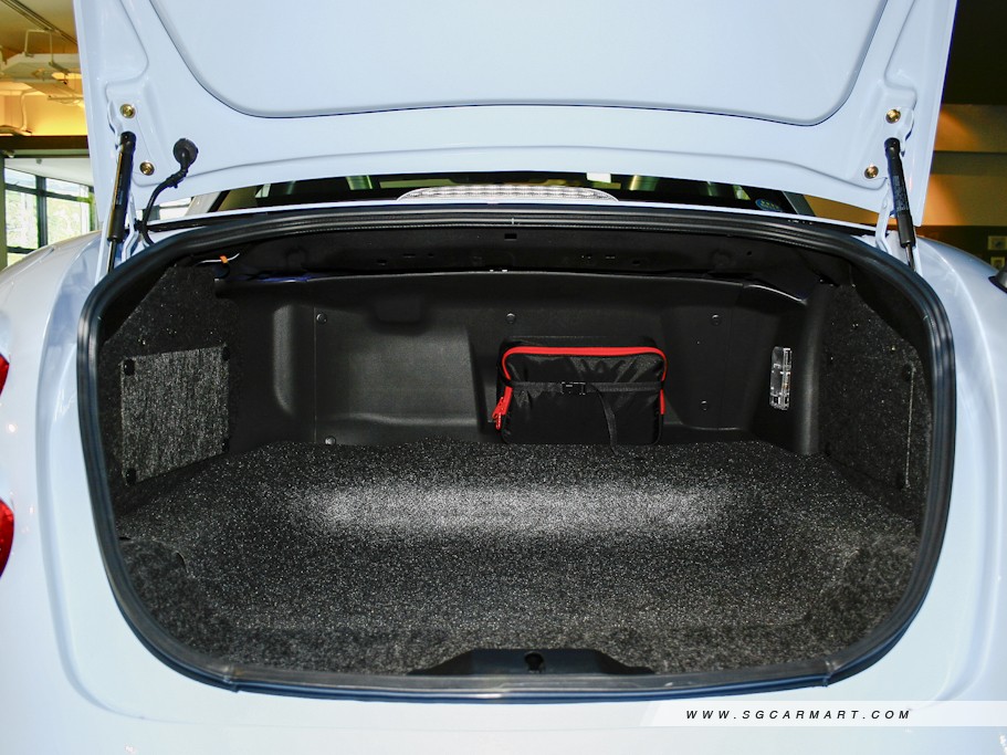 https://i.i-sgcm.com/new_cars/cars/10810/10810_g14