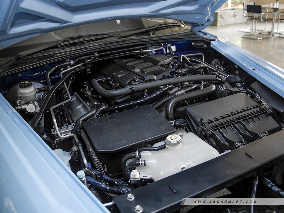 https://i.i-sgcm.com/new_cars/cars/10810/10810_g15