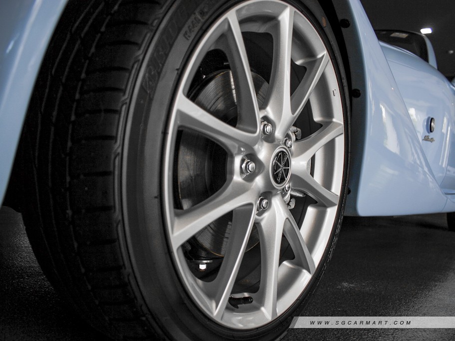 https://i.i-sgcm.com/new_cars/cars/10810/10810_g8