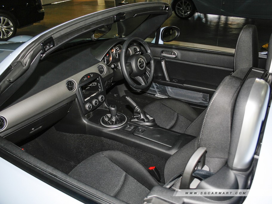 https://i.i-sgcm.com/new_cars/cars/10810/10810_g9