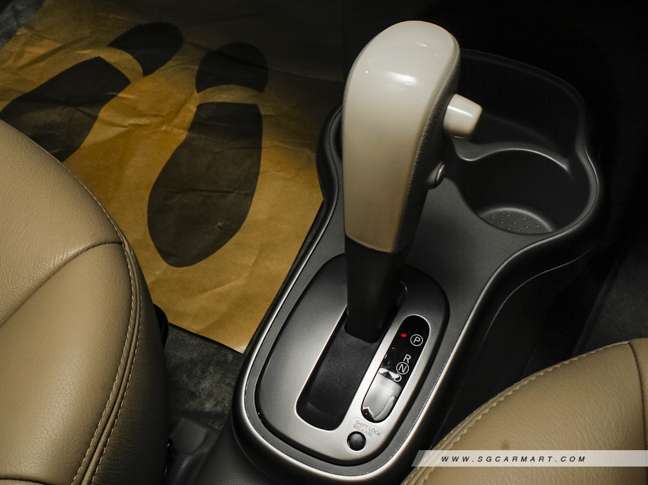 https://i.i-sgcm.com/new_cars/cars/10811/10811_g11