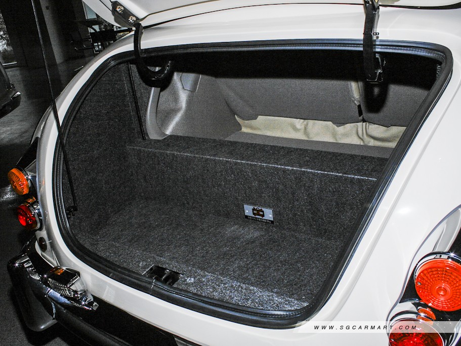 https://i.i-sgcm.com/new_cars/cars/10811/10811_g12