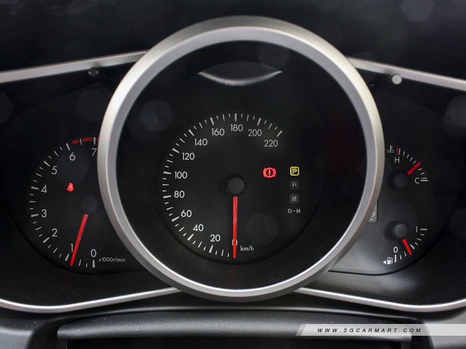 https://i.i-sgcm.com/new_cars/cars/10815/10815_g16