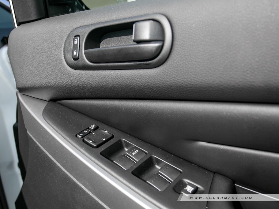 https://i.i-sgcm.com/new_cars/cars/10815/10815_g19