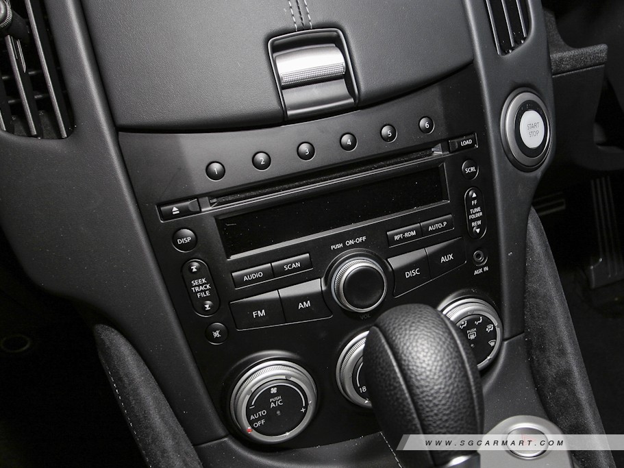 https://i.i-sgcm.com/new_cars/cars/10827/10827_g19