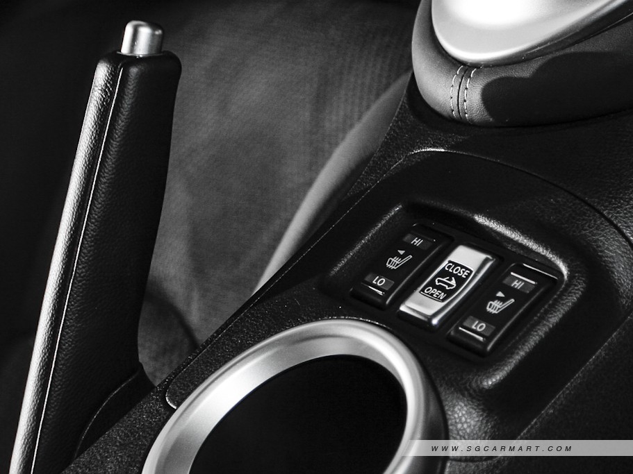 https://i.i-sgcm.com/new_cars/cars/10827/10827_g24