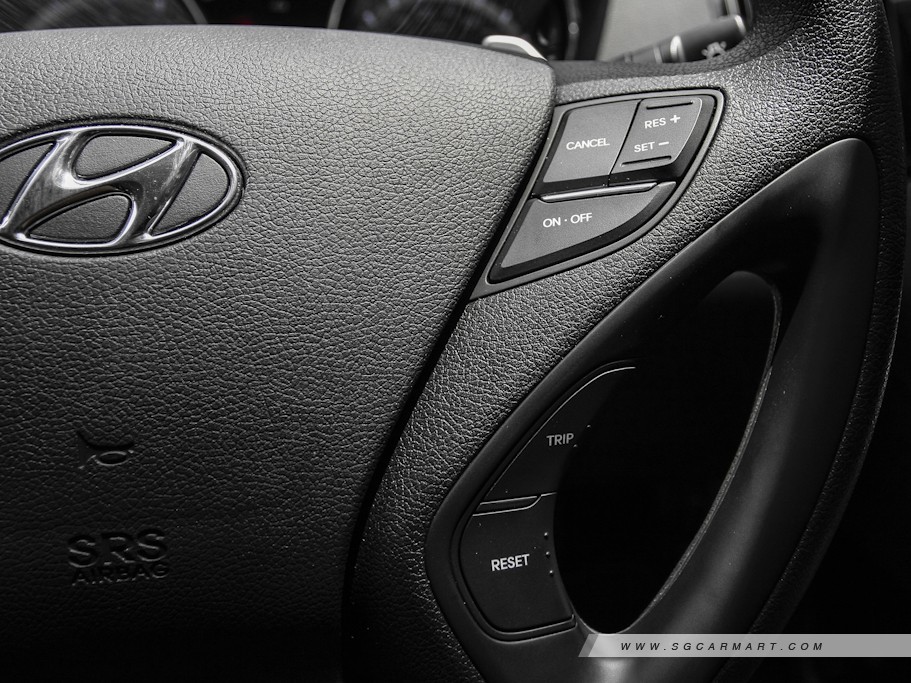 https://i.i-sgcm.com/new_cars/cars/10830/10830_g21