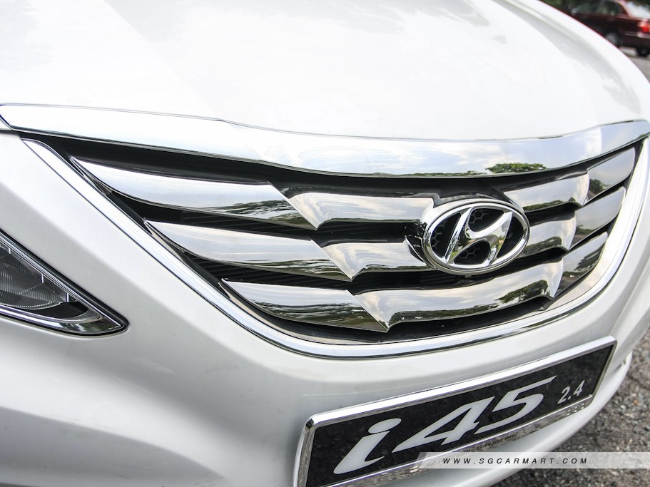 https://i.i-sgcm.com/new_cars/cars/10830/10830_g7