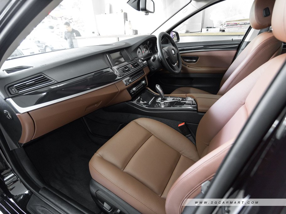 https://i.i-sgcm.com/new_cars/cars/10832/10832_g127